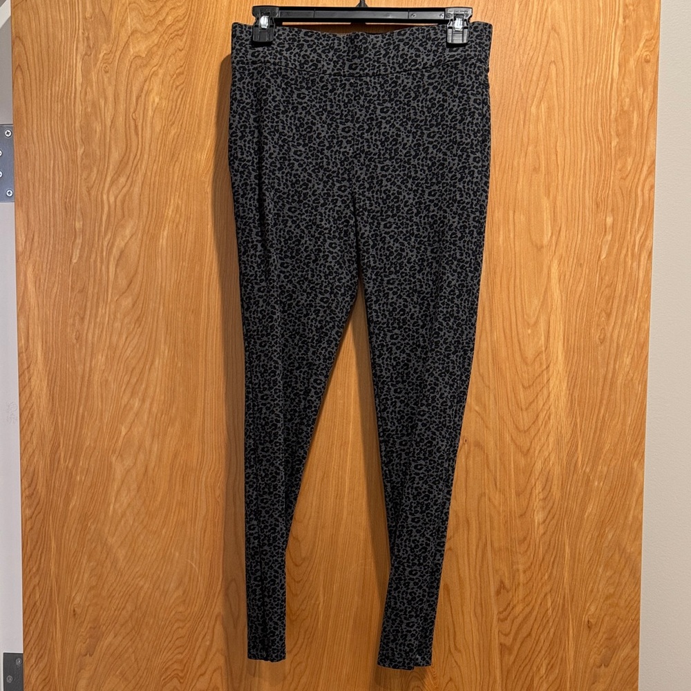 LOFT Charcoal and Black Textured Pants